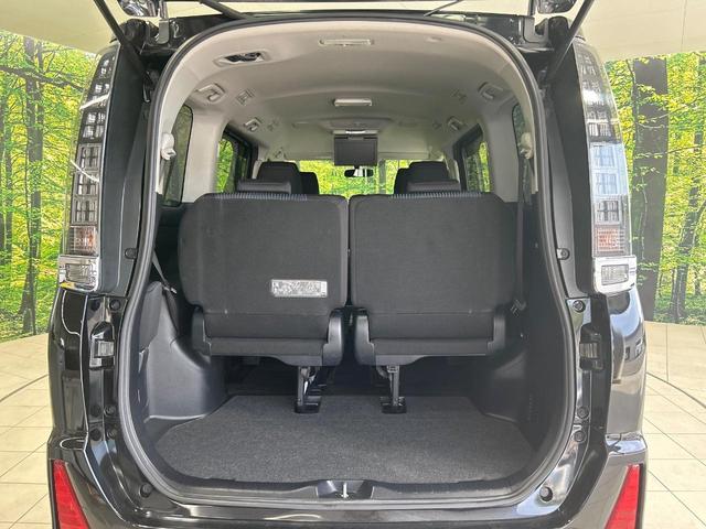 ヴォクシー ＺＳ　煌　純正９型ナビ　後席モニター　両側電動スライドドア　バックカメラ　Ｂｌｕｅｔｏｏｔｈ　ＥＴＣ　禁煙車　スマートキー　ＬＥＤヘッド　オートライト　左右独立オートエアコン　純正１６インチアルミ（38枚目）