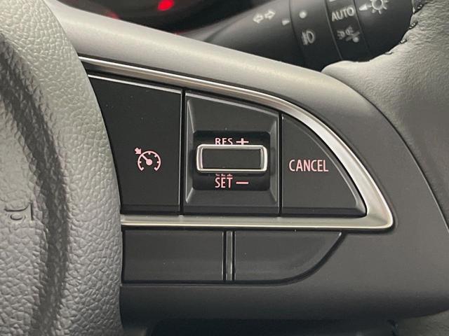 ジムニー ＸＣ　禁煙車　４ＷＤ　衝突軽減装置　スマートキー　前席シートヒーター　パーキングセンサー　ＬＥＤヘッド　オートマチックハイビーム　革巻きステアリング　車線逸脱警報　アイドリングストップ　盗難防止装置（6枚目）
