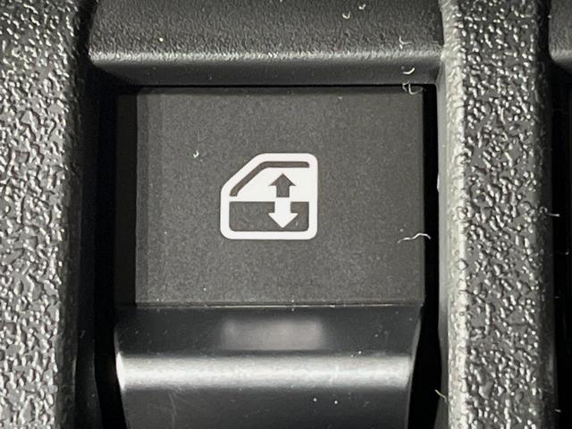 ジムニー ＸＣ　禁煙車　４ＷＤ　衝突軽減装置　スマートキー　前席シートヒーター　パーキングセンサー　ＬＥＤヘッド　オートマチックハイビーム　革巻きステアリング　車線逸脱警報　アイドリングストップ　盗難防止装置（34枚目）