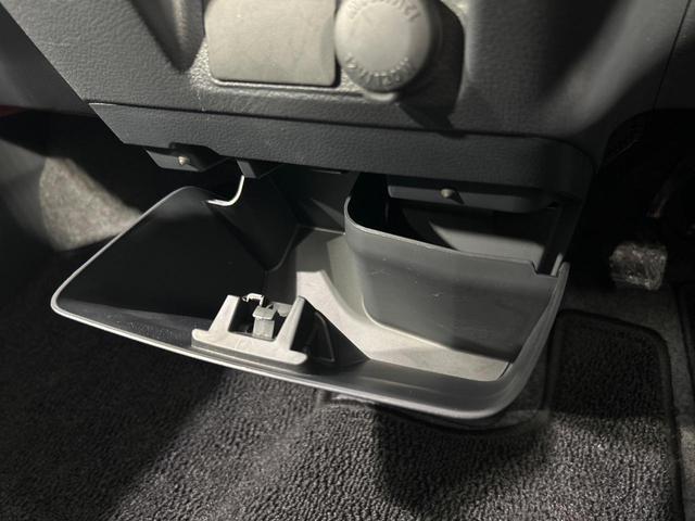 スペーシア Ｇリミテッド　禁煙車　ディスプレイオーディオ　Ｂｌｕｅｔｏｏｔｈ　衝突軽減システム　電動スライドドア　ＥＴＣ　ドラレコ　シートヒーター　オートエアコン　アイドリングストップ　スマートキー　盗難防止システム（47枚目）