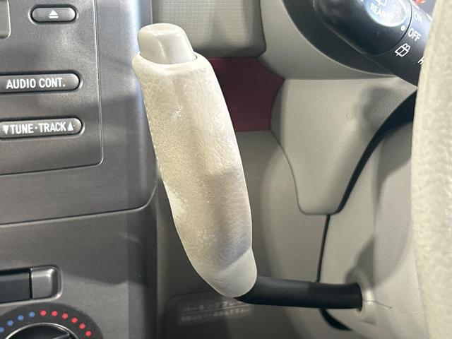 ピクシススペース Ｌ　純正ＣＤオーディオ　禁煙車　エコアイドル　プライバシーガラス　バニティミラー　キーレスキー　セキュリティアラーム　電動格納ミラー　ヘッドライトレベライザー（28枚目）