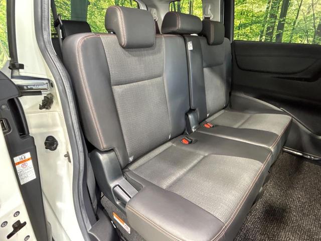 シエンタ ハイブリッドＧ　クエロ　モデリスタエアロ　純正ナビ　ＬＥＤランプ　シートヒーター　純正ＯＰ１６インチアルミ　セーフティセンス　バックカメラ　Ｂｌｕｅｔｏｏｔｈ　ＥＴＣ　ハーフレザーシート　ステアリングスイッチ（9枚目）