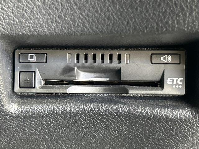 シエンタ ハイブリッドＧ　クエロ　モデリスタエアロ　純正ナビ　ＬＥＤランプ　シートヒーター　純正ＯＰ１６インチアルミ　セーフティセンス　バックカメラ　Ｂｌｕｅｔｏｏｔｈ　ＥＴＣ　ハーフレザーシート　ステアリングスイッチ（45枚目）