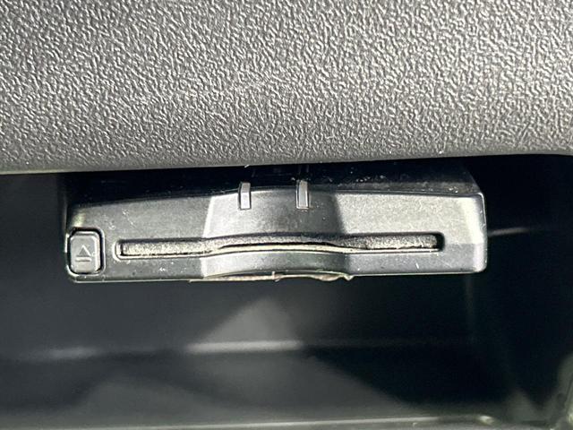 タント カスタムXスペシャル 純正SDナビ 電動スライドドア HIDヘッド 純正14インチアルミ バックカメラ 禁煙車 スマートキー オートエアコン Bluetooth CD DVD再生 フルセグ(6枚目)