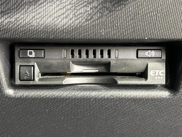 アクア Sスタイルブラック 禁煙車 純正SDナビ バックカメラ セーフティセンス ETC LEDヘッドライト オートマチックハイビーム オートライト 地デジ Bluetooth再生 スマートキー LEDフロントフォグライト(6枚目)