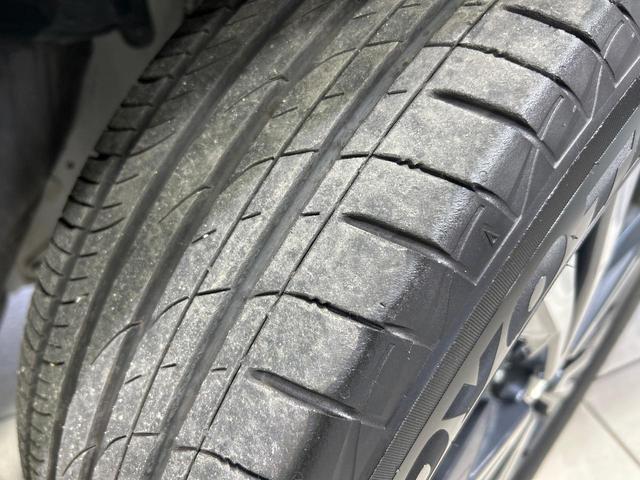 エクストレイル ２０Ｘ　純正ナビ　フリップダウンモニター　全周囲カメラ　エマージェンシーブレーキ　禁煙車　防水シート　パワーバックドア　ＥＴＣ　ＬＥＤヘッド　スマートキー　デジタルインナーミラー　オートライト（52枚目）