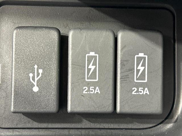 N-BOXカスタム G・Lターボホンダセンシング 純正8型ナビ 両側電動スライドドア 禁煙車 バックカメラ Bluetooth ETC ドラレコ 革調シートカバー LEDヘッドランプ 純正15インチアルミ アダプティブクルーズ オートハイビーム(43枚目)