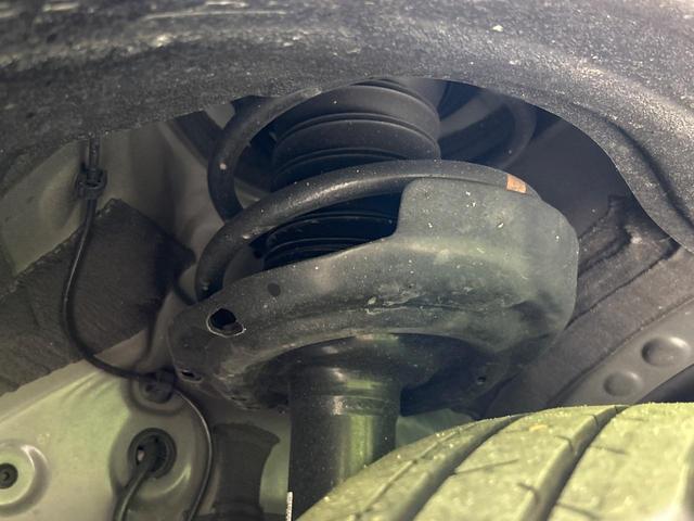 ヴォクシー S-Z 後席モニター 純正10.5型ナビ 快適利便PKG デジタルミラー ブラインドスポットモニター バックカメラ 3眼LEDランプ ヘッドアップディスプレイ シートヒーター ドラレコ ETC リアオートエア(20枚目)