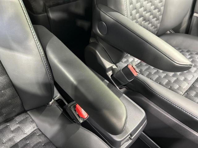 ヴォクシー S-Z 後席モニター 純正10.5型ナビ 快適利便PKG デジタルミラー ブラインドスポットモニター バックカメラ 3眼LEDランプ ヘッドアップディスプレイ シートヒーター ドラレコ ETC リアオートエア(61枚目)