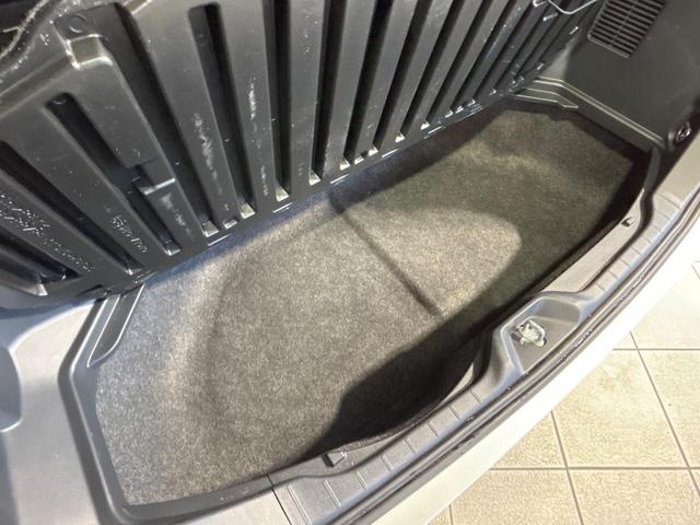 ノア S-Z 後席モニター 純正10.5型ディスプレイオーディオ 両側電動ドア 快適パッケージ バックカメラ セーフティセンス レーダークルーズ 禁煙車 電動リアゲート ハーフレザーシート ドラレコ(37枚目)