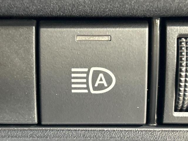 ノア S-Z 後席モニター 純正10.5型ディスプレイオーディオ 両側電動ドア 快適パッケージ バックカメラ セーフティセンス レーダークルーズ 禁煙車 電動リアゲート ハーフレザーシート ドラレコ(74枚目)