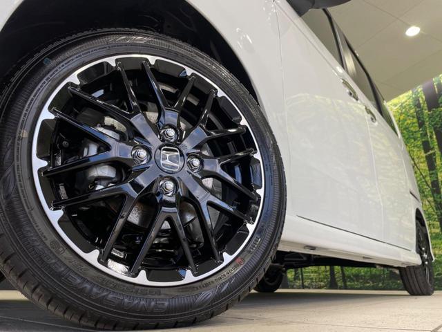 N-BOXカスタム ターボコーディネートスタイル 届出済未使用車 ホンダセンシング 両側電動ドア シートヒーター バックカメラ レーダークルーズ レザー調シート ドラレコ コーナーセンサー スマートキー LEDヘッド オートハイビーム 車線逸脱警報(11枚目)