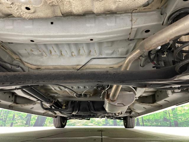 N-BOXカスタム G・ターボパッケージ ターボ 両側電動ドア 純正SDナビ バックカメラ スマートキー HIDヘッド ETC クルコン オートライト オートエアコン 純正15インチアルミ CD DVD再生 地デジ パドルシフト(19枚目)