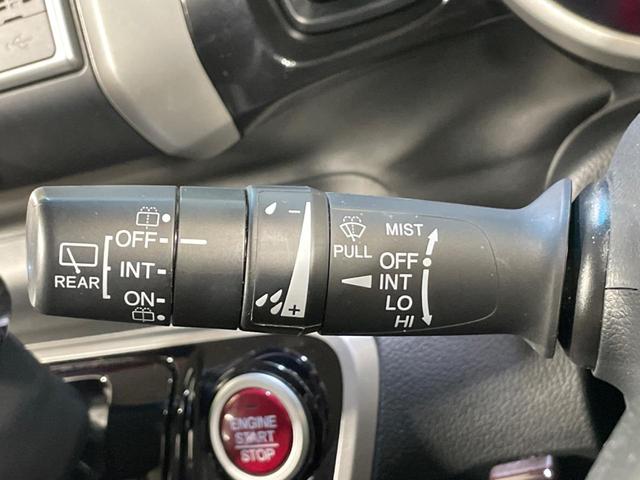 N-BOXカスタム G・ターボパッケージ ターボ 両側電動ドア 純正SDナビ バックカメラ スマートキー HIDヘッド ETC クルコン オートライト オートエアコン 純正15インチアルミ CD DVD再生 地デジ パドルシフト(30枚目)