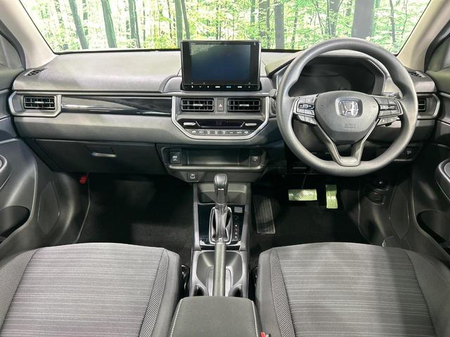 ＷＲ－Ｖ Ｘ　登録済未使用車　バックカメラ　メーカーディスプレイオーディオ　ホンダセンシング　ＬＥＤヘッドライト　クリアランスソナー　レーダークルーズコントロール　オートエアコン　フルセグ　電動格納ミラー（2枚目）
