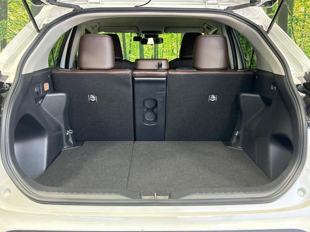 ヤリスクロス ハイブリッドZ メーカーディスプレイオーディオ 全周囲カメラ セーフティセンス 禁煙車 ブラインドスポットモニター パワーシート シートヒーター クリアランスソナー レーダークルーズコントロール ETC ドラレコ(10枚目)