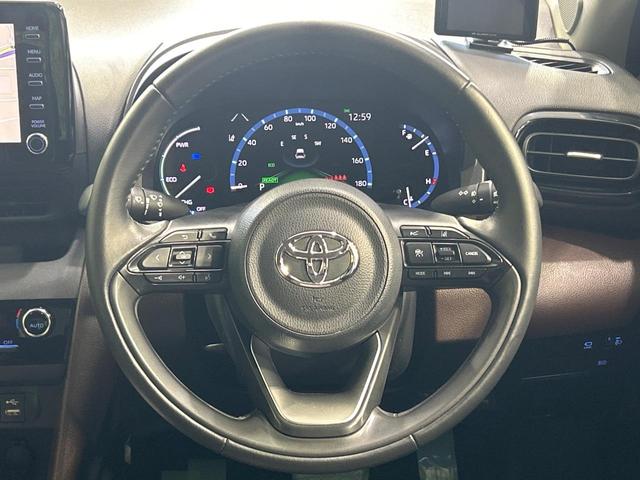 ヤリスクロス ハイブリッドZ メーカーディスプレイオーディオ 全周囲カメラ セーフティセンス 禁煙車 ブラインドスポットモニター パワーシート シートヒーター クリアランスソナー レーダークルーズコントロール ETC ドラレコ(11枚目)