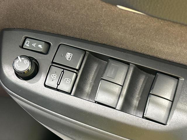 ヤリスクロス ハイブリッドZ メーカーディスプレイオーディオ 全周囲カメラ セーフティセンス 禁煙車 ブラインドスポットモニター パワーシート シートヒーター クリアランスソナー レーダークルーズコントロール ETC ドラレコ(38枚目)