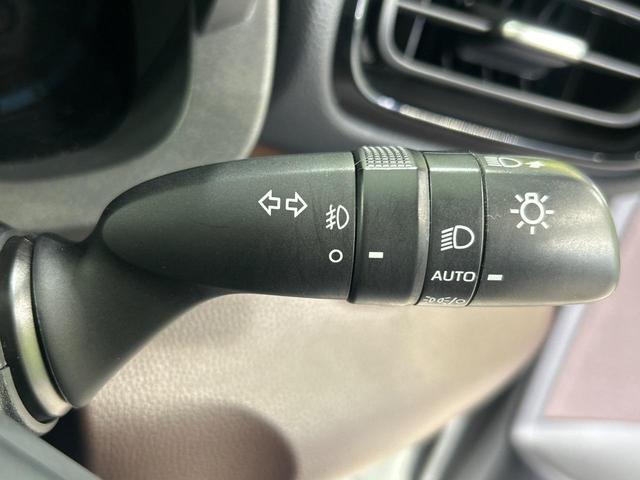 ヤリスクロス ハイブリッドZ メーカーディスプレイオーディオ 全周囲カメラ セーフティセンス 禁煙車 ブラインドスポットモニター パワーシート シートヒーター クリアランスソナー レーダークルーズコントロール ETC ドラレコ(48枚目)