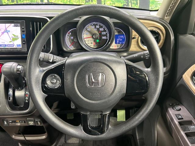 N-ONE G SSブラウンスタイルパッケージ 純正ナビ スマートシティブレーキ 禁煙車 シートヒーター バックカメラ Bluetooth CD/DVD再生 ETC HIDランプ スマートキー オートライト ベンチシート アームレスト(11枚目)