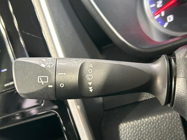 ルーミー カスタムG S 両側電動スライドドア SDナビ バックカメラ スマートアシスト 禁煙車 Bluetooth フルセグ CD/DVD再生 スマートキー LEDヘッド ETC 車線逸脱警報 オートライト(33枚目)