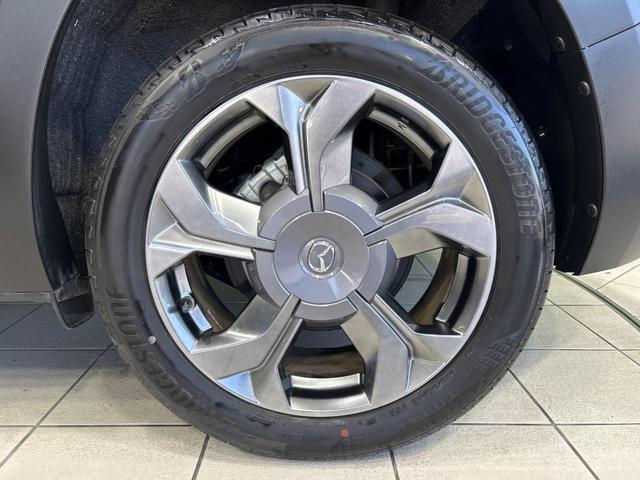 ＭＸ－３０ ベースグレード　全周囲カメラ　純正８．８型ナビ　シートヒーター　禁煙車　ユーティリティＰＫＧ　茶内装　スマートブレーキサポート　ブラインドスポットモニター　Ｂｌｕｅｔｏｏｔｈ　フルセグＴＶ　ＥＴＣ　ＬＥＤランプ（28枚目）