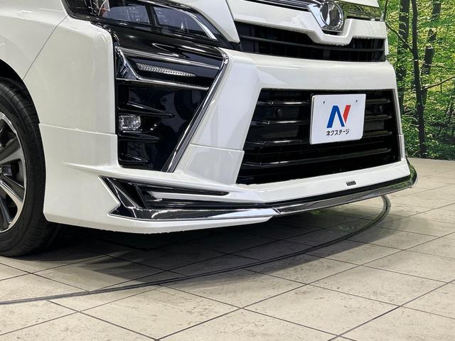 ヴォクシー ZS 煌II モデリスタエアロ 後席モニター 純正10型ナビ 両側電動スライドドア 後期型 禁煙車 セーフティセンス リアオートエアコン バックカメラ ETC クルコン クリアランスソナー LEDランプ(3枚目)