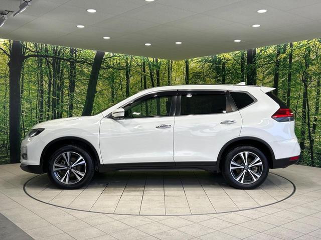 エクストレイル ２０Ｘｉ　全周囲カメラ　ナビ　プロパイロット　エマージェンシーブレーキ　禁煙車　デジタルインナーミラー　電動リアゲート　Ｂｌｕｅｔｏｏｔｈ　ドラレコ　ＥＴＣ　電動パーキング　ＬＥＤランプ　純正１８インチアルミ（39枚目）