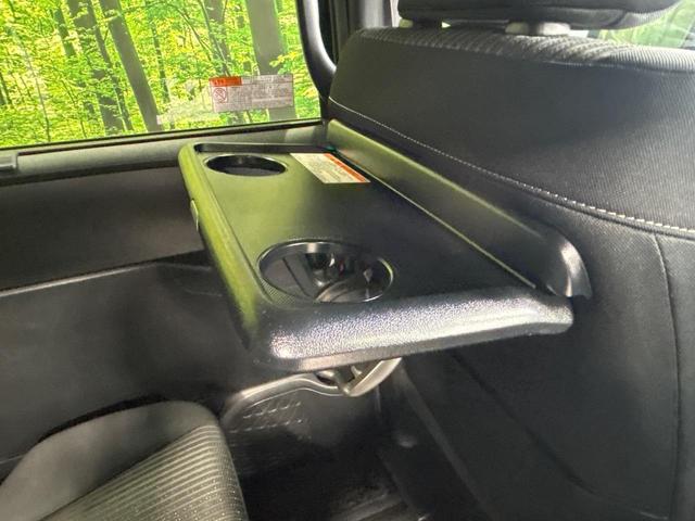 ヴォクシー ZS 煌II 後席モニター 純正10型ナビ 両側電動ドア リアオートエアコン 純正16インチアルミ 禁煙車 セーフティセンス ドラレコ コーナーセンサー スマートキー LEDヘッド ビルトインETC クルコン(52枚目)