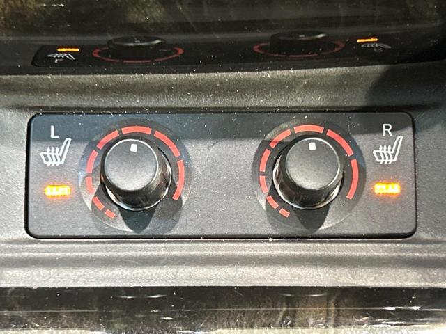 ヴェルファイア ２．５Ｚ　Ｇエディション　エアロ　フリップダウンモニター　純正９インチナビ　両側電動ドア　電動リヤゲート　バックカメラ　禁煙車　レザーシート　コーナーセンサー　スマートキー　ＬＥＤヘッド　ビルトインＥＴＣ　クルコン（50枚目）