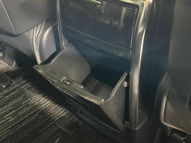 ヴェルファイア ２．５Ｚ　Ｇエディション　エアロ　フリップダウンモニター　純正９インチナビ　両側電動ドア　電動リヤゲート　バックカメラ　禁煙車　レザーシート　コーナーセンサー　スマートキー　ＬＥＤヘッド　ビルトインＥＴＣ　クルコン（69枚目）