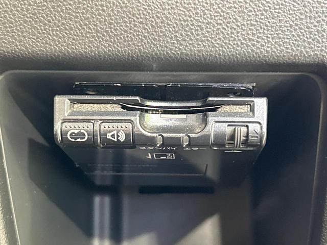 ムーヴキャンバス Ｘメイクアップ　ＳＡＩＩ　ＳＤナビ　バックカメラ　スマートアシスト　禁煙車　２トーンカラー　スマートキー　ＥＴＣ　車線逸脱警報？オートライト　？オートエアコン　Ｂｌｕｅｔｏｏｔｈ再生　ＣＤ／ＤＶＤ再生　フルセグ　ＬＥＤフォグ（6枚目）