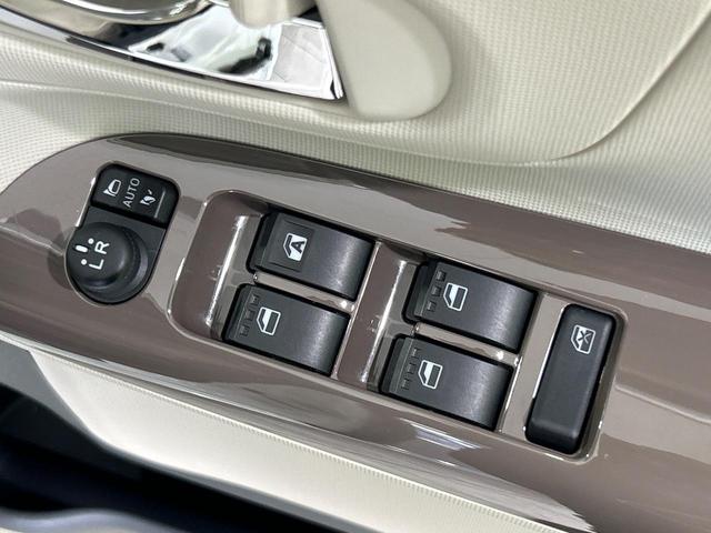 ムーヴキャンバス Ｘメイクアップ　ＳＡＩＩ　ＳＤナビ　バックカメラ　スマートアシスト　禁煙車　２トーンカラー　スマートキー　ＥＴＣ　車線逸脱警報？オートライト　？オートエアコン　Ｂｌｕｅｔｏｏｔｈ再生　ＣＤ／ＤＶＤ再生　フルセグ　ＬＥＤフォグ（45枚目）