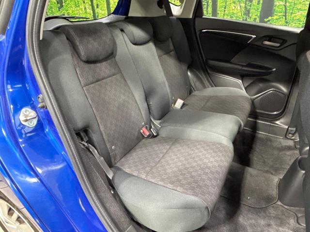 フィット 13G・Fパッケージ SDナビ バックカメラ?シティブレーキアクティブシステム 禁煙車 前後ドライブレコーダー スマートキー ETC Bluetooth再生 CD/DVD再生 フルセグ ステアリングスイッチ(9枚目)