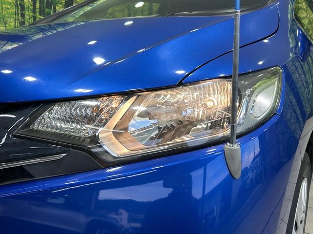 フィット 13G・Fパッケージ SDナビ バックカメラ?シティブレーキアクティブシステム 禁煙車 前後ドライブレコーダー スマートキー ETC Bluetooth再生 CD/DVD再生 フルセグ ステアリングスイッチ(12枚目)