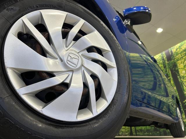 フィット 13G・Fパッケージ SDナビ バックカメラ?シティブレーキアクティブシステム 禁煙車 前後ドライブレコーダー スマートキー ETC Bluetooth再生 CD/DVD再生 フルセグ ステアリングスイッチ(13枚目)