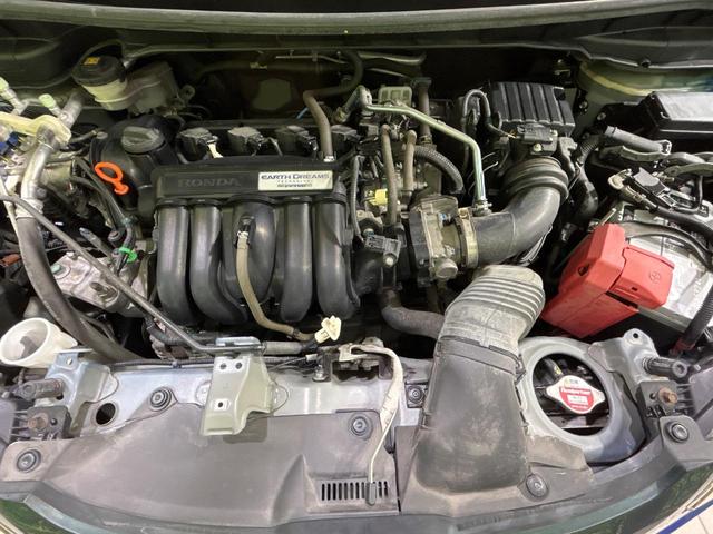 フィット 13G・Fパッケージ SDナビ バックカメラ?シティブレーキアクティブシステム 禁煙車 前後ドライブレコーダー スマートキー ETC Bluetooth再生 CD/DVD再生 フルセグ ステアリングスイッチ(18枚目)