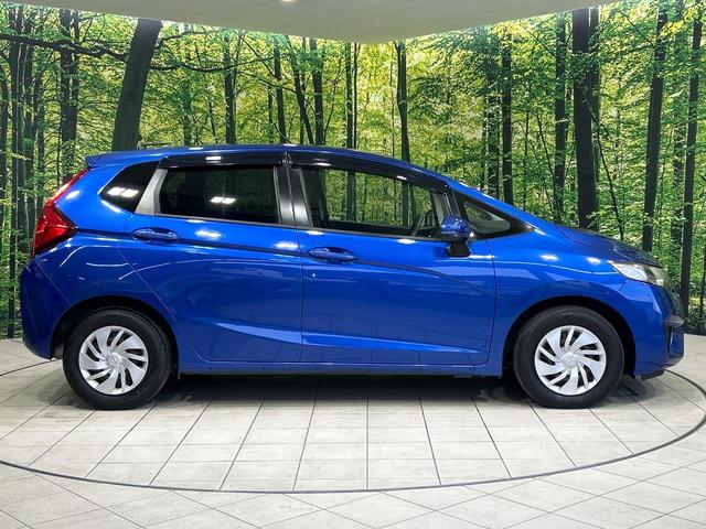 フィット 13G・Fパッケージ SDナビ バックカメラ?シティブレーキアクティブシステム 禁煙車 前後ドライブレコーダー スマートキー ETC Bluetooth再生 CD/DVD再生 フルセグ ステアリングスイッチ(27枚目)