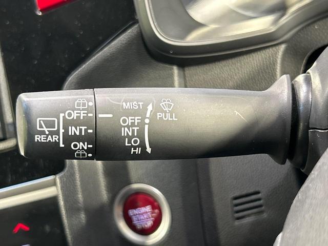 フィット 13G・Fパッケージ SDナビ バックカメラ?シティブレーキアクティブシステム 禁煙車 前後ドライブレコーダー スマートキー ETC Bluetooth再生 CD/DVD再生 フルセグ ステアリングスイッチ(52枚目)