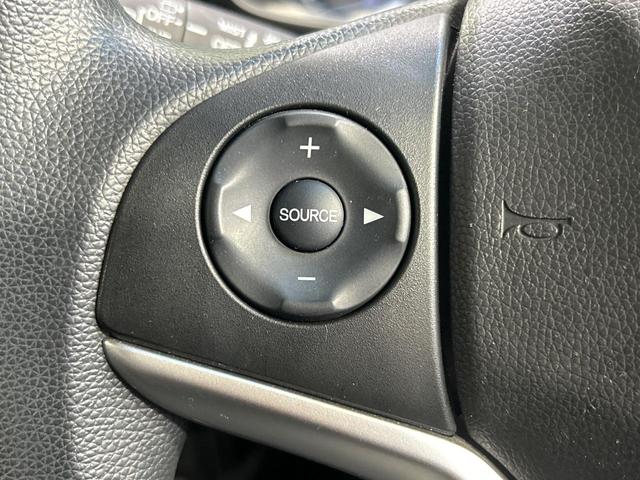 フィット 13G・Fパッケージ SDナビ バックカメラ?シティブレーキアクティブシステム 禁煙車 前後ドライブレコーダー スマートキー ETC Bluetooth再生 CD/DVD再生 フルセグ ステアリングスイッチ(53枚目)