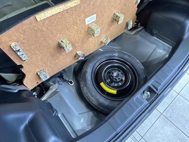 ミラココア ココアプラスＸ　ＳＤナビ　バックカメラ　スマートキー　ルーフレール　禁煙車　ＥＴＣ　オートエアコン　Ｂｌｕｅｔｏｏｔｈ　ＣＤ　ＤＶＤ再生　地デジ　１４インチアルミ　アイドリングストップ　ヘッドライトレベライザー（34枚目）