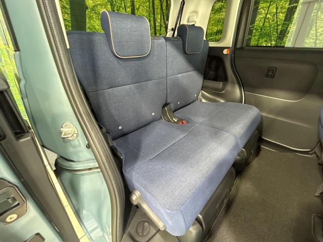 後部座席も気になるようなキズ・汚れやへたり等、大きなダメージはなく、良好な状態です。