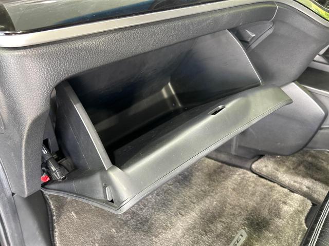 オデッセイ アブソルート・Xホンダセンシング フリップダウンモニター 両側電動ドア 純正8インチSDナビ バックカメラ レーダークルーズ 禁煙車 ハーフレザーシート パワーシート LEDヘッド ビルトインETC 車線逸脱警報 オートライト(38枚目)