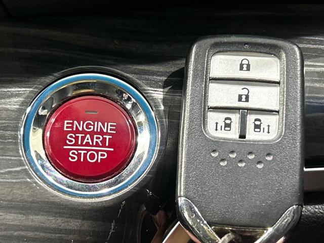 オデッセイ アブソルート・Xホンダセンシング フリップダウンモニター 両側電動ドア 純正8インチSDナビ バックカメラ レーダークルーズ 禁煙車 ハーフレザーシート パワーシート LEDヘッド ビルトインETC 車線逸脱警報 オートライト(45枚目)