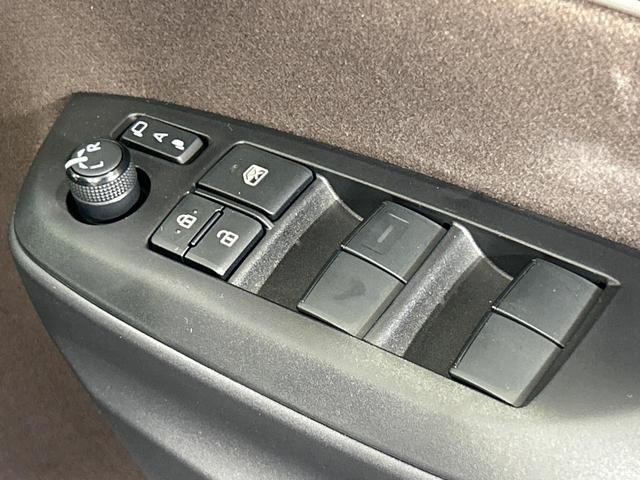 ヤリスクロス ハイブリッドZ 全周囲カメラ 純正8型ナビ 電動リアゲート セーフティセンス ブラインドスポットモニター シートヒーター パワーシート パーキングアシスト Bluetooth ETC(42枚目)