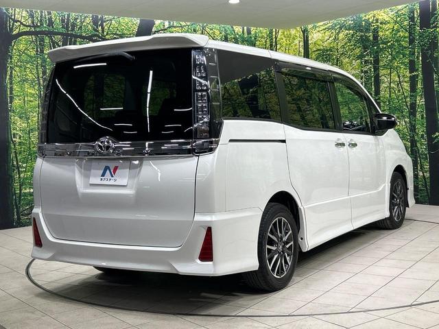 ☆全国のネクステージからお取り寄せが可能※！遠方の店舗に展示してあるクルマが気になる場合も、最寄りの店舗でご覧いただくことが可能です！是非私たちに要望をお聞かせください！※別途費用