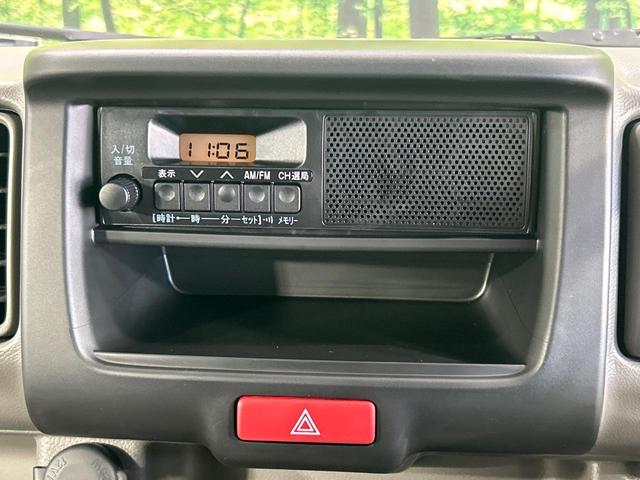 エブリイ ＰＡリミテッド　セーフティーサポート　禁煙車　コーナーセンサー　車線逸脱警報　オートライト　リモコンキー　ＵＳＢ電源ソケット　アイドリングストップ　キーレスキー　ヘッドライトレベライザー（7枚目）