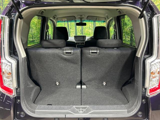 普段のお買い物や通勤、送迎等に十分な荷室スペースを確保しております。セカンドシートを倒すと、大きな荷物の積載も可能です♪