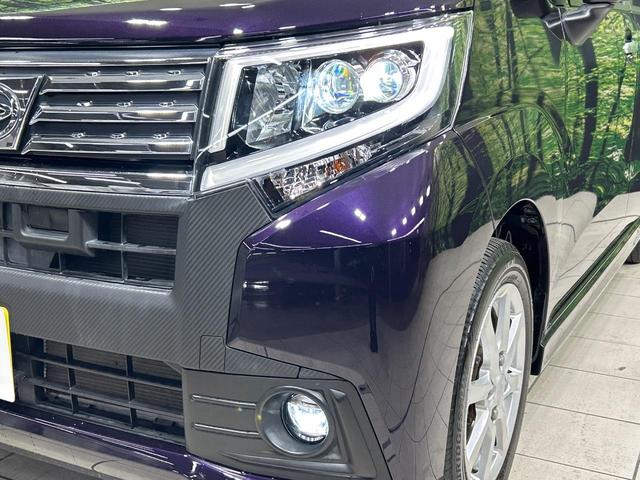 【ＬＥＤヘッドライト】悪天候や夜間走行時も良好な視界を確保し安心して運転できる高輝度ＬＥＤヘッドライトを装備！点灯速度が早く、消費電力も抑えられています。