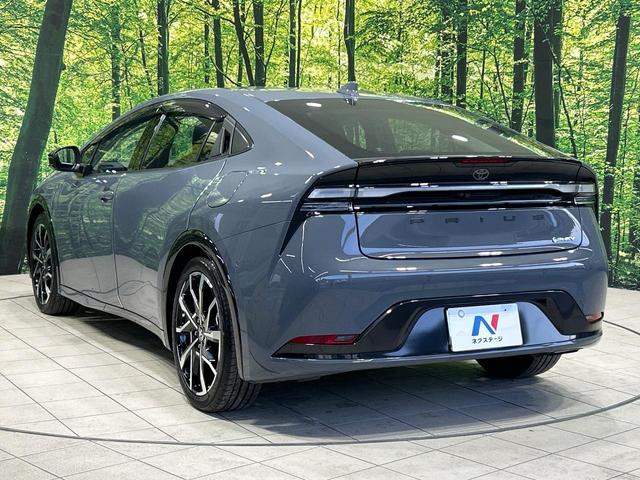 プリウス Ｚ　１２．３インチディスプレイオーディオ　全周囲カメラ　セーフティセンス　禁煙車　電動リアゲート　前席シートエアコン　パワーシート　コーナーセンサー　スマートキー　ＬＥＤヘッド　ビルトインＥＴＣ（17枚目）